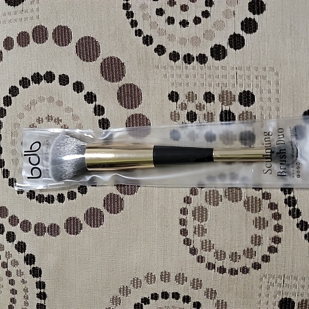 Billion Dollar Beauty Sculpting Brush Duo